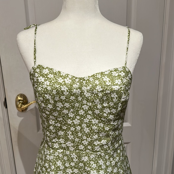 Commense Sweetheart Light Green Dress - Picture 5 of 7